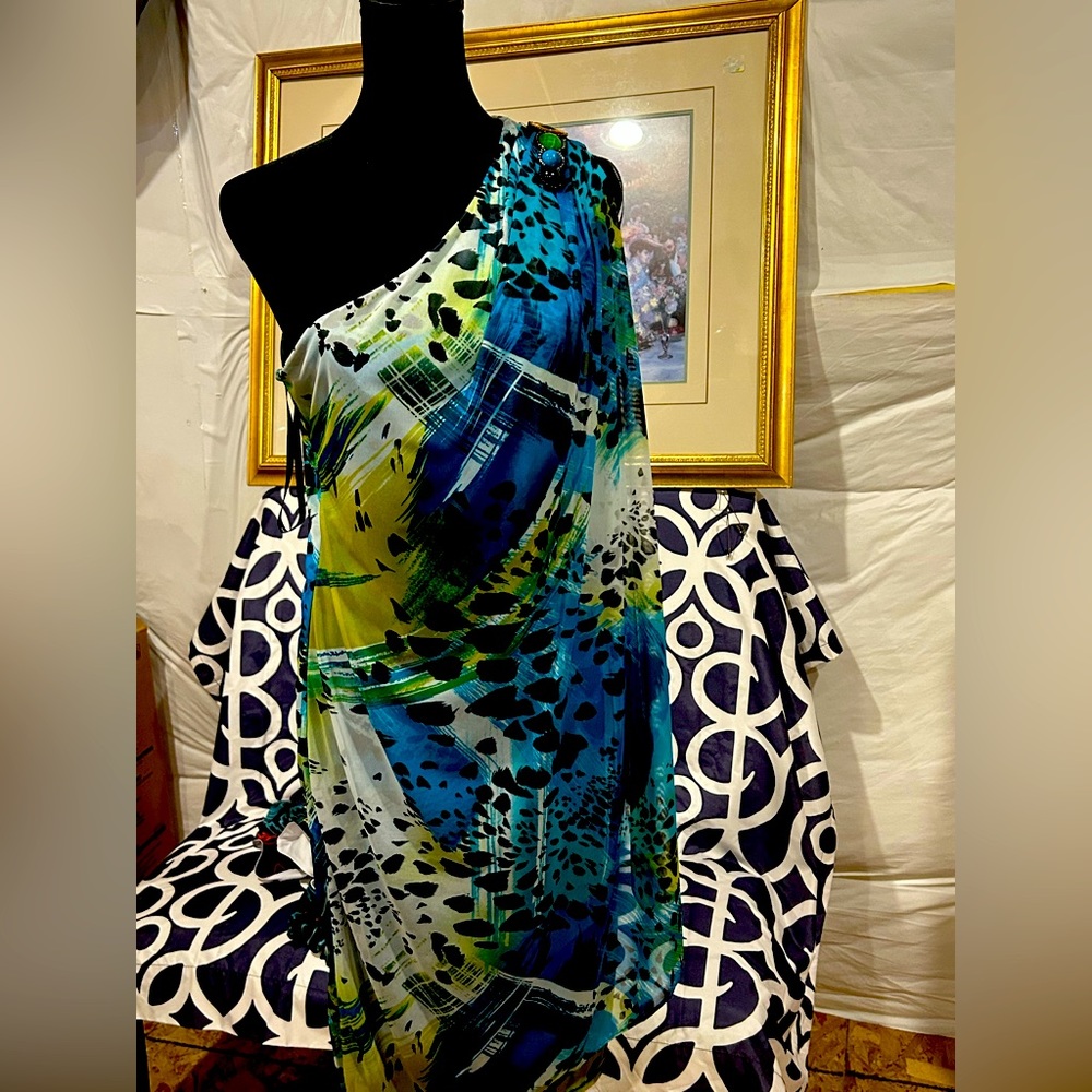 🎉Frank Lyman Design NWOT Tropical Floral off the Shoulder Dress Knee length.